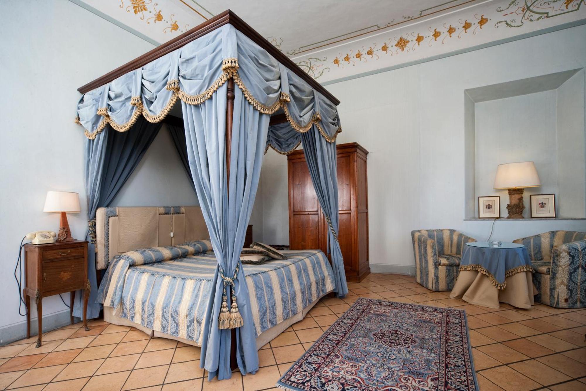 فندق Palazzo Dragoni سبوليتو المظهر الخارجي الصورة